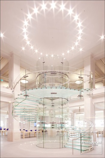 amsterdam_store_staircase.jpg
