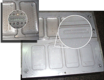 3g-iphone-case-molds.jpg