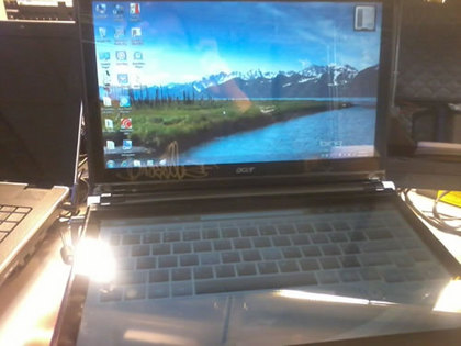 Acer dual screen photo-1.jpg